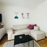 Smr Apartamento *