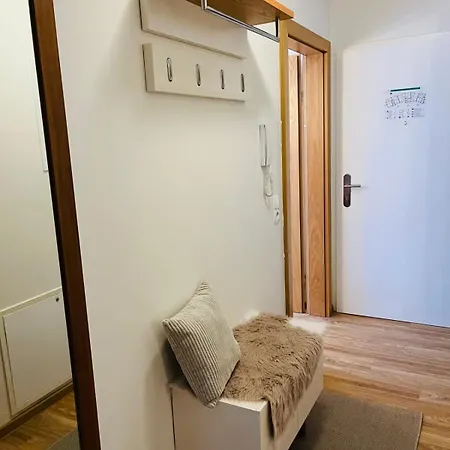 Martina 4 By Smr - Inc And Near Gondola Apartamento *